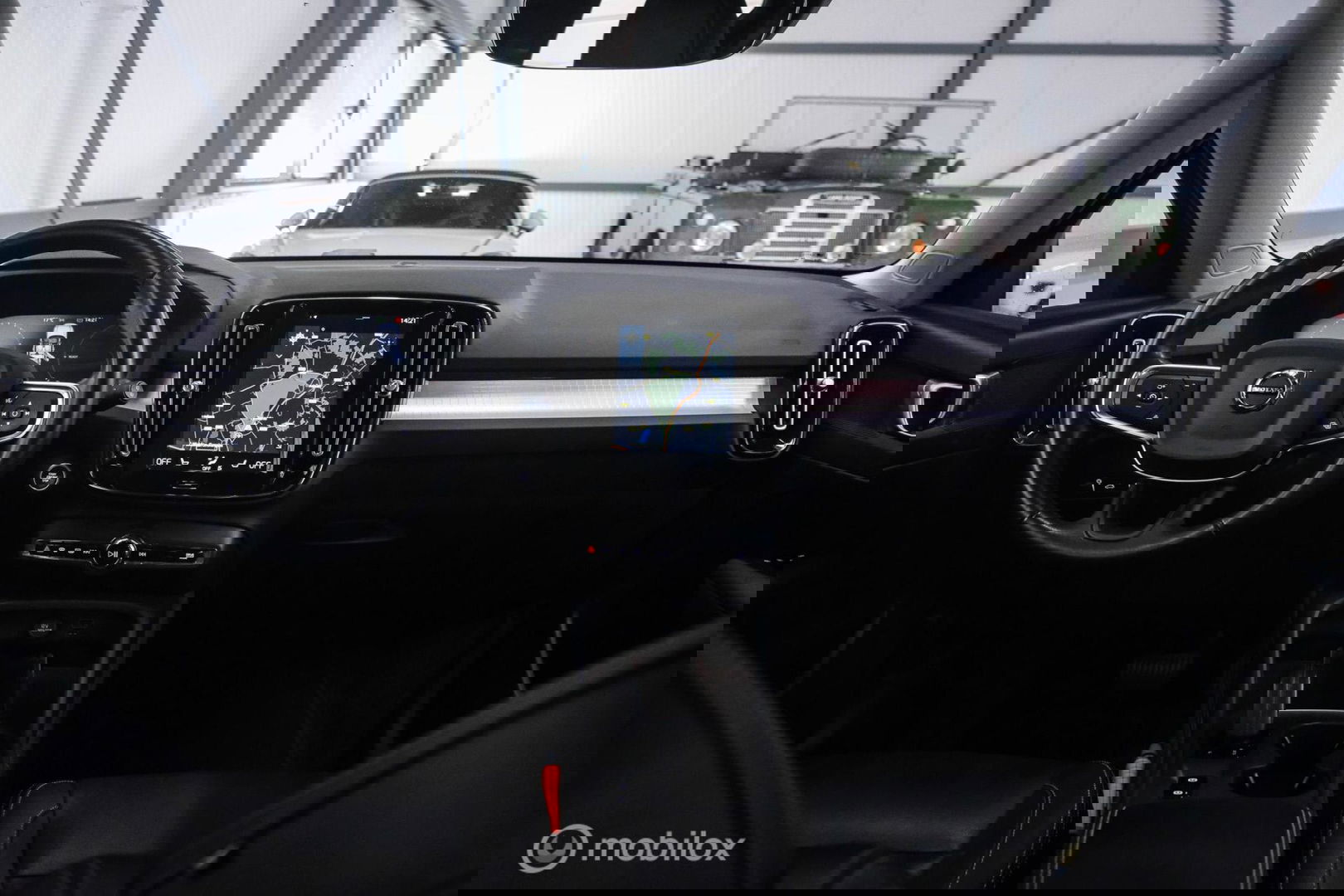 Volvo XC40 1.5 T4 Recharge Inscription Expression | Trekhaak | Camera | Stoel + stuurwielverwarming | btw auto | 1e eigenaar | rijklaarprij