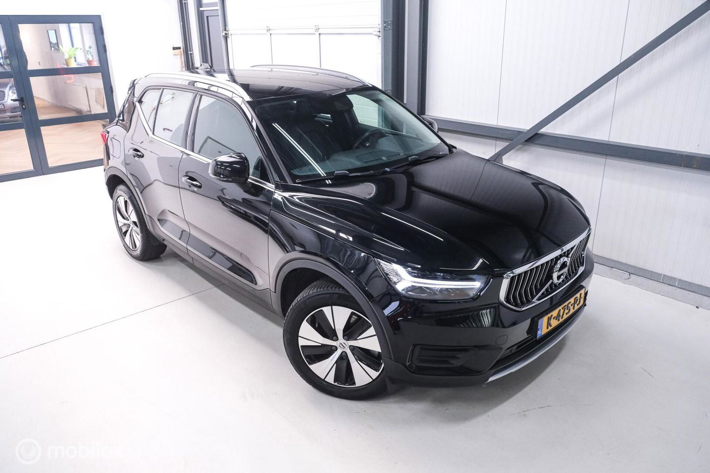Volvo XC40 1.5 T4 Recharge Inscription Expression | Trekhaak | Camera | Stoel + stuurwielverwarming | btw auto | 1e eigenaar | rijklaarprij