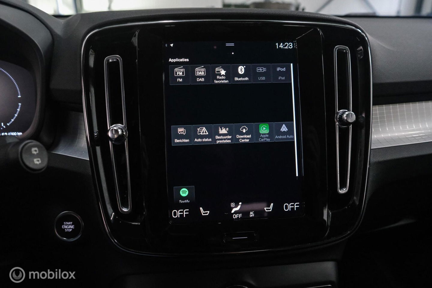 Volvo XC40 1.5 T4 Recharge Inscription Expression | Trekhaak | Camera | Stoel + stuurwielverwarming | btw auto | 1e eigenaar | rijklaarprij