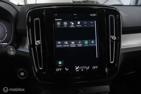 Volvo XC40 1.5 T4 Recharge Inscription Expression | Trekhaak | Camera | Stoel + stuurwielverwarming | btw auto | 1e eigenaar | rijklaarprij