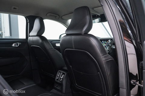 Volvo XC40 1.5 T4 Recharge Inscription Expression | Trekhaak | Camera | Stoel + stuurwielverwarming | btw auto | 1e eigenaar | rijklaarprij