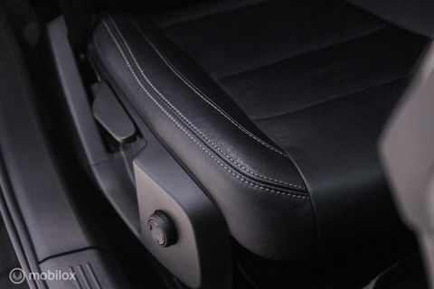 Volvo XC40 1.5 T4 Recharge Inscription Expression | Trekhaak | Camera | Stoel + stuurwielverwarming | btw auto | 1e eigenaar | rijklaarprij