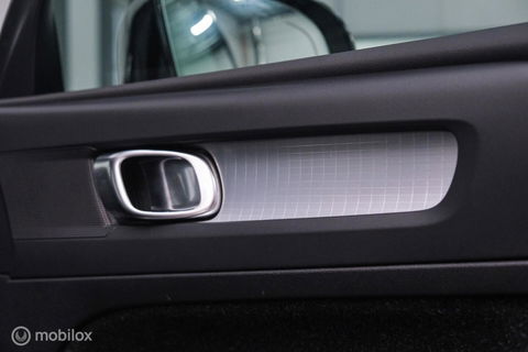 Volvo XC40 1.5 T4 Recharge Inscription Expression | Trekhaak | Camera | Stoel + stuurwielverwarming | btw auto | 1e eigenaar | rijklaarprij