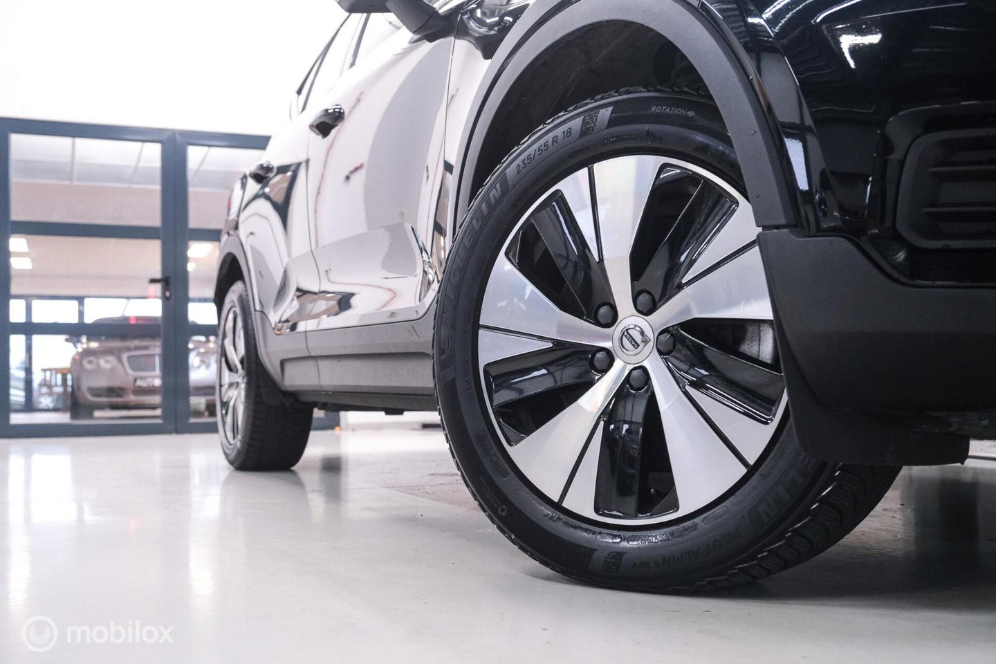 Volvo XC40 1.5 T4 Recharge Inscription Expression | Trekhaak | Camera | Stoel + stuurwielverwarming | btw auto | 1e eigenaar | rijklaarprij