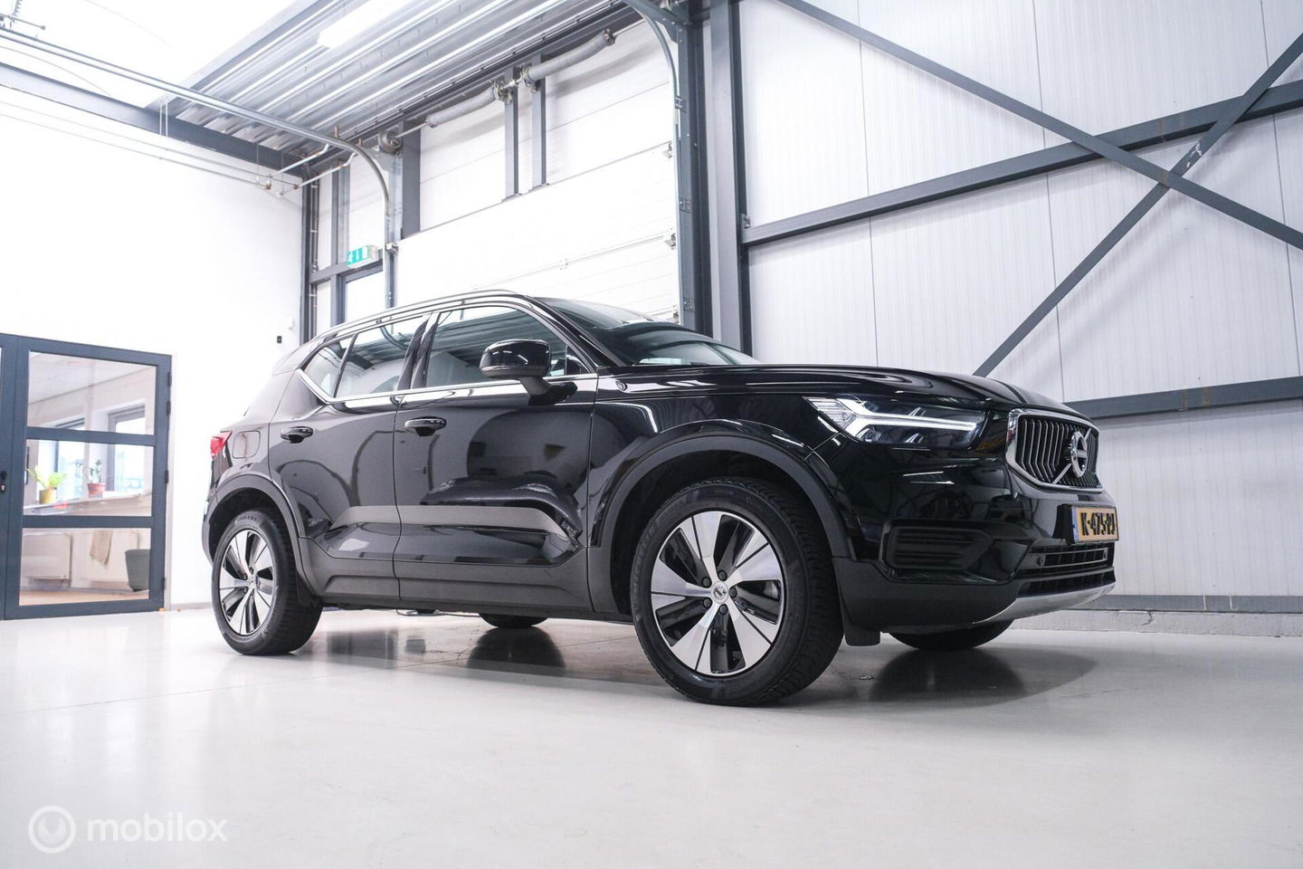 Volvo XC40 1.5 T4 Recharge Inscription Expression | Trekhaak | Camera | Stoel + stuurwielverwarming | btw auto | 1e eigenaar | rijklaarprij
