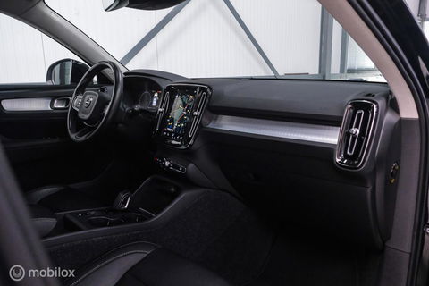 Volvo XC40 1.5 T4 Recharge Inscription Expression | Trekhaak | Camera | Stoel + stuurwielverwarming | btw auto | 1e eigenaar | rijklaarprij