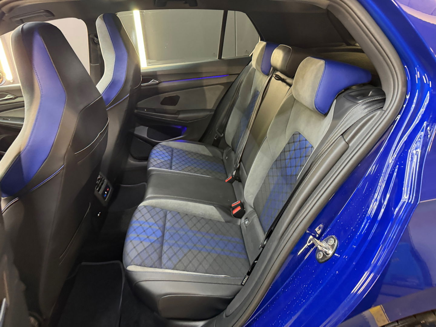 Volkswagen Golf 2.0 TSI R 4M Performance Pano|H/K|Akrapovic