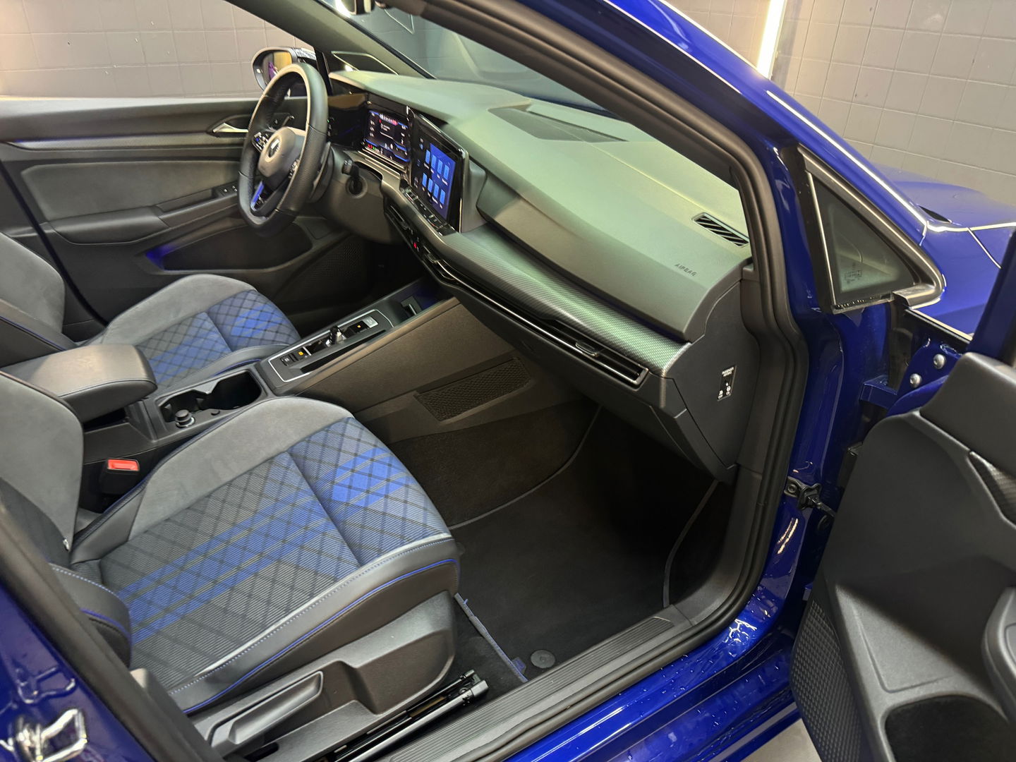 Volkswagen Golf 2.0 TSI R 4M Performance Pano|H/K|Akrapovic