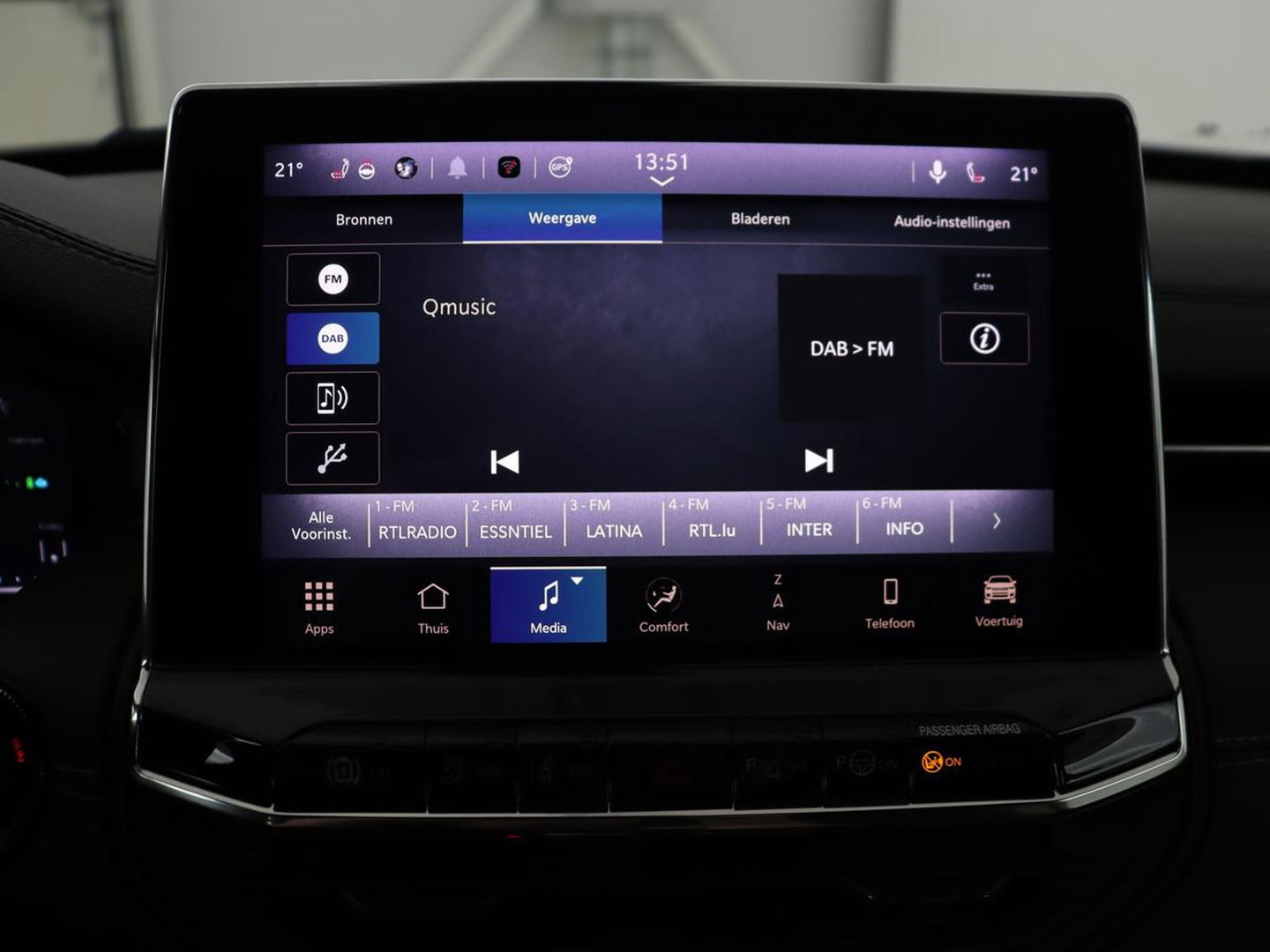 Jeep Compass 4xe 240 Plug-in Hybrid Electric S | Panoramadak | Trekhaak | 360 Camera | Leder | Stoelverwarming | Alpine Sound | Carplay | Stuurverwarming | Adaptive cruise | Navigatie | PHEV