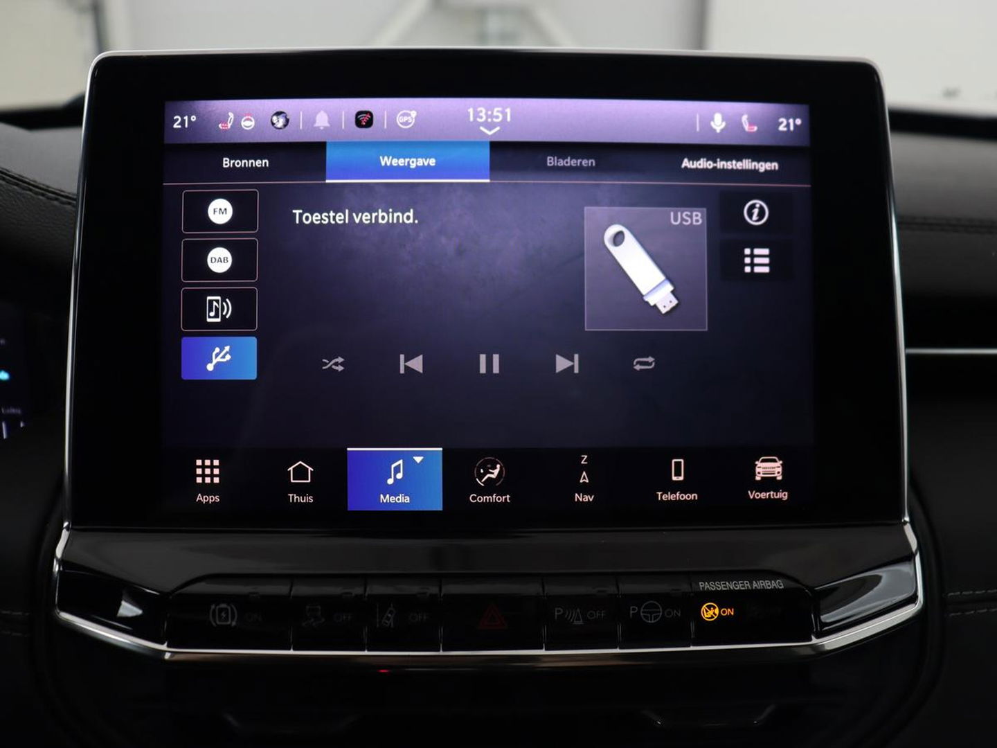 Jeep Compass 4xe 240 Plug-in Hybrid Electric S | Panoramadak | Trekhaak | 360 Camera | Leder | Stoelverwarming | Alpine Sound | Carplay | Stuurverwarming | Adaptive cruise | Navigatie | PHEV