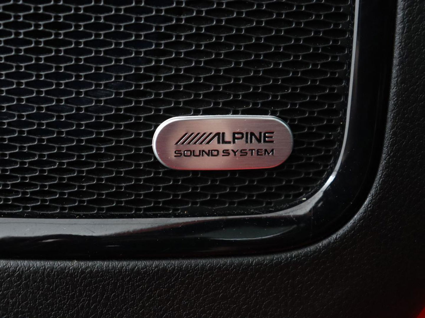 Jeep Compass 4xe 240 Plug-in Hybrid Electric S | Panoramadak | Trekhaak | 360 Camera | Leder | Stoelverwarming | Alpine Sound | Carplay | Stuurverwarming | Adaptive cruise | Navigatie | PHEV