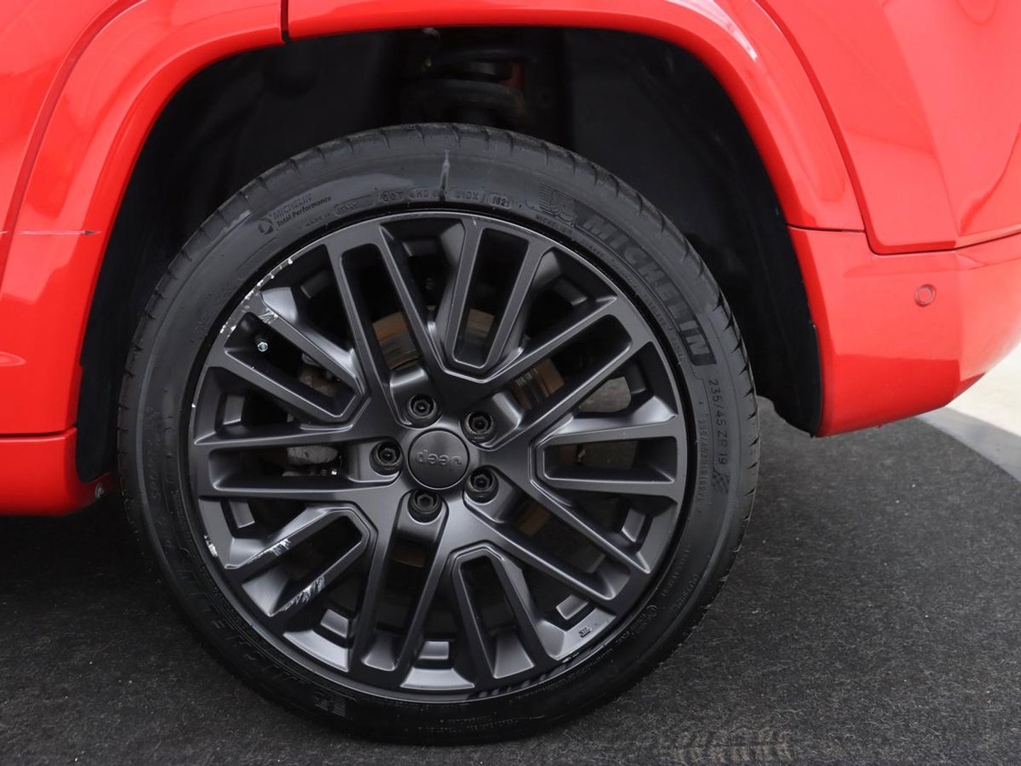 Jeep Compass 4xe 240 Plug-in Hybrid Electric S | Panoramadak | Trekhaak | 360 Camera | Leder | Stoelverwarming | Alpine Sound | Carplay | Stuurverwarming | Adaptive cruise | Navigatie | PHEV