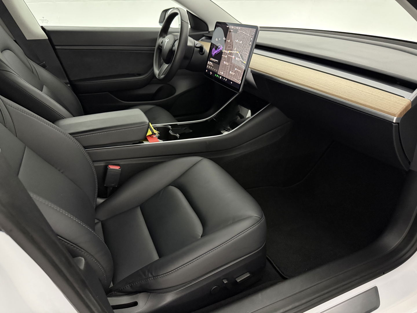 Tesla Model 3 Standard RWD Plus 238PK 60 kWh | Pano | Memory | Virtual | Adaptive Cruise | Keyless | Camera | Leder | NAP