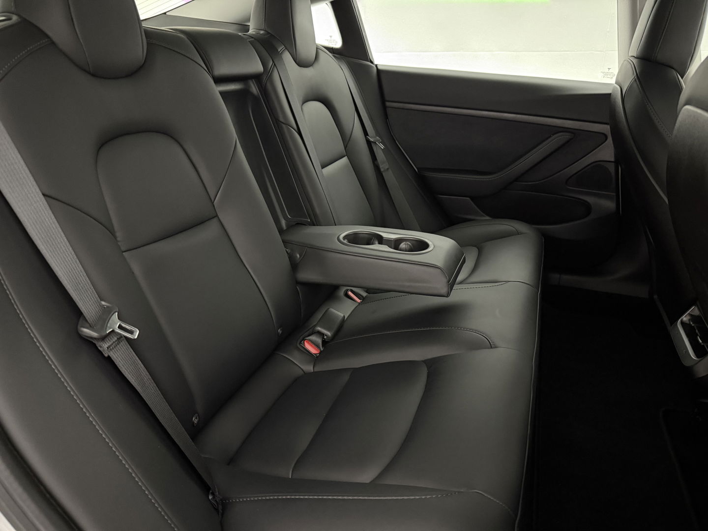 Tesla Model 3 Standard RWD Plus 238PK 60 kWh | Pano | Memory | Virtual | Adaptive Cruise | Keyless | Camera | Leder | NAP