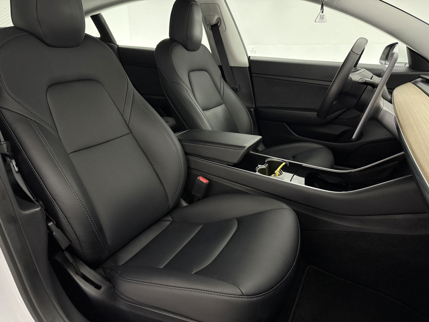 Tesla Model 3 Standard RWD Plus 238PK 60 kWh | Pano | Memory | Virtual | Adaptive Cruise | Keyless | Camera | Leder | NAP