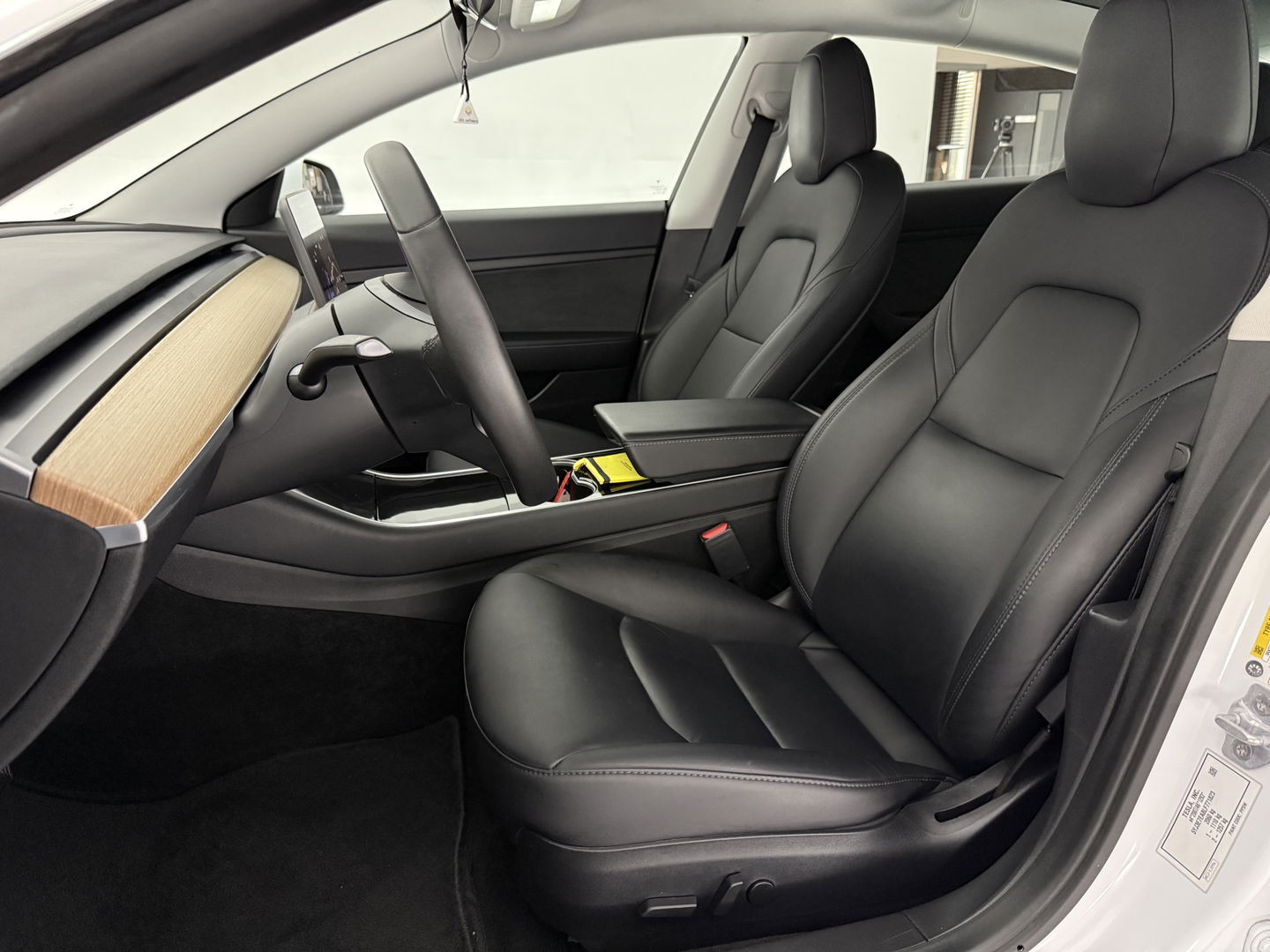 Tesla Model 3 Standard RWD Plus 238PK 60 kWh | Pano | Memory | Virtual | Adaptive Cruise | Keyless | Camera | Leder | NAP