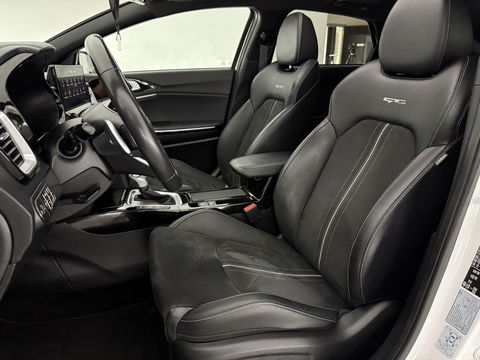 Kia ProCeed 1.4 T-GDI GT-PlusLine | Pano | Memory | JBL Audio | Virtual | Camera | Carplay | Stoel/Stuur verwarmd | NAP