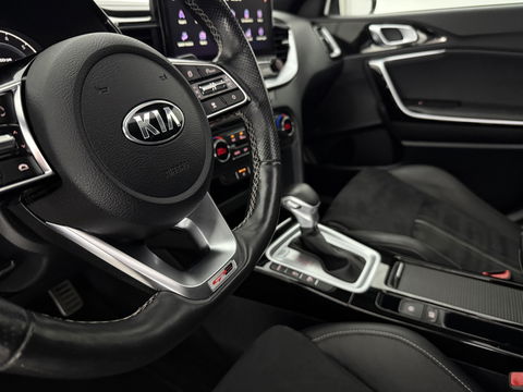 Kia ProCeed 1.4 T-GDI GT-PlusLine | Pano | Memory | JBL Audio | Virtual | Camera | Carplay | Stoel/Stuur verwarmd | NAP