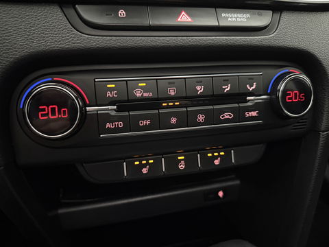 Kia ProCeed 1.4 T-GDI GT-PlusLine | Pano | Memory | JBL Audio | Virtual | Camera | Carplay | Stoel/Stuur verwarmd | NAP