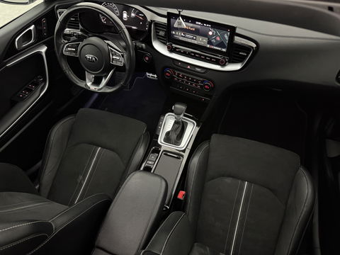 Kia ProCeed 1.4 T-GDI GT-PlusLine | Pano | Memory | JBL Audio | Virtual | Camera | Carplay | Stoel/Stuur verwarmd | NAP