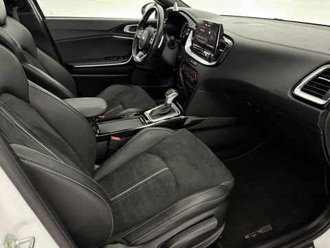 Kia ProCeed 1.4 T-GDI GT-PlusLine | Pano | Memory | JBL Audio | Virtual | Camera | Carplay | Stoel/Stuur verwarmd | NAP