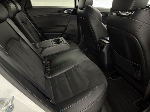Kia ProCeed 1.4 T-GDI GT-PlusLine | Pano | Memory | JBL Audio | Virtual | Camera | Carplay | Stoel/Stuur verwarmd | NAP