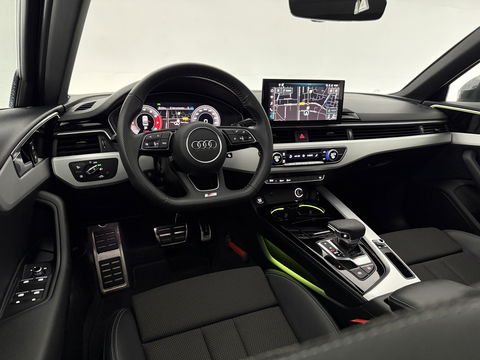Audi A4 35 TFSI 150PK S-line | Pano | Virtual | Sfeerverl. | Carplay | Trekh. | Keyless | NAP