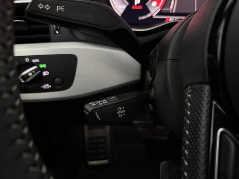 Audi A4 35 TFSI 150PK S-line | Pano | Virtual | Sfeerverl. | Carplay | Trekh. | Keyless | NAP