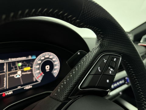 Audi A4 35 TFSI 150PK S-line | Pano | Virtual | Sfeerverl. | Carplay | Trekh. | Keyless | NAP