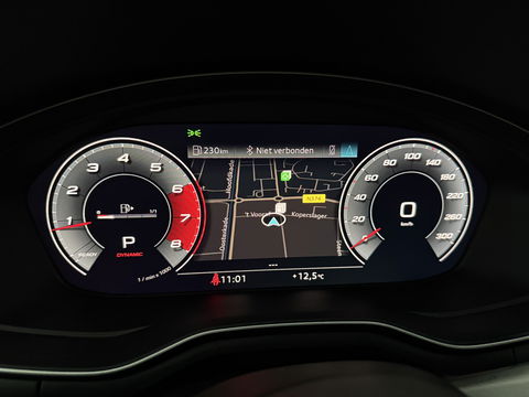 Audi A4 35 TFSI 150PK S-line | Pano | Virtual | Sfeerverl. | Carplay | Trekh. | Keyless | NAP