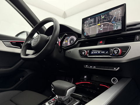 Audi A4 35 TFSI 150PK S-line | Pano | Virtual | Sfeerverl. | Carplay | Trekh. | Keyless | NAP