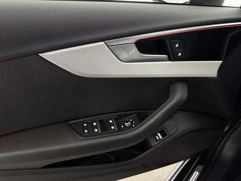 Audi A4 35 TFSI 150PK S-line | Pano | Virtual | Sfeerverl. | Carplay | Trekh. | Keyless | NAP