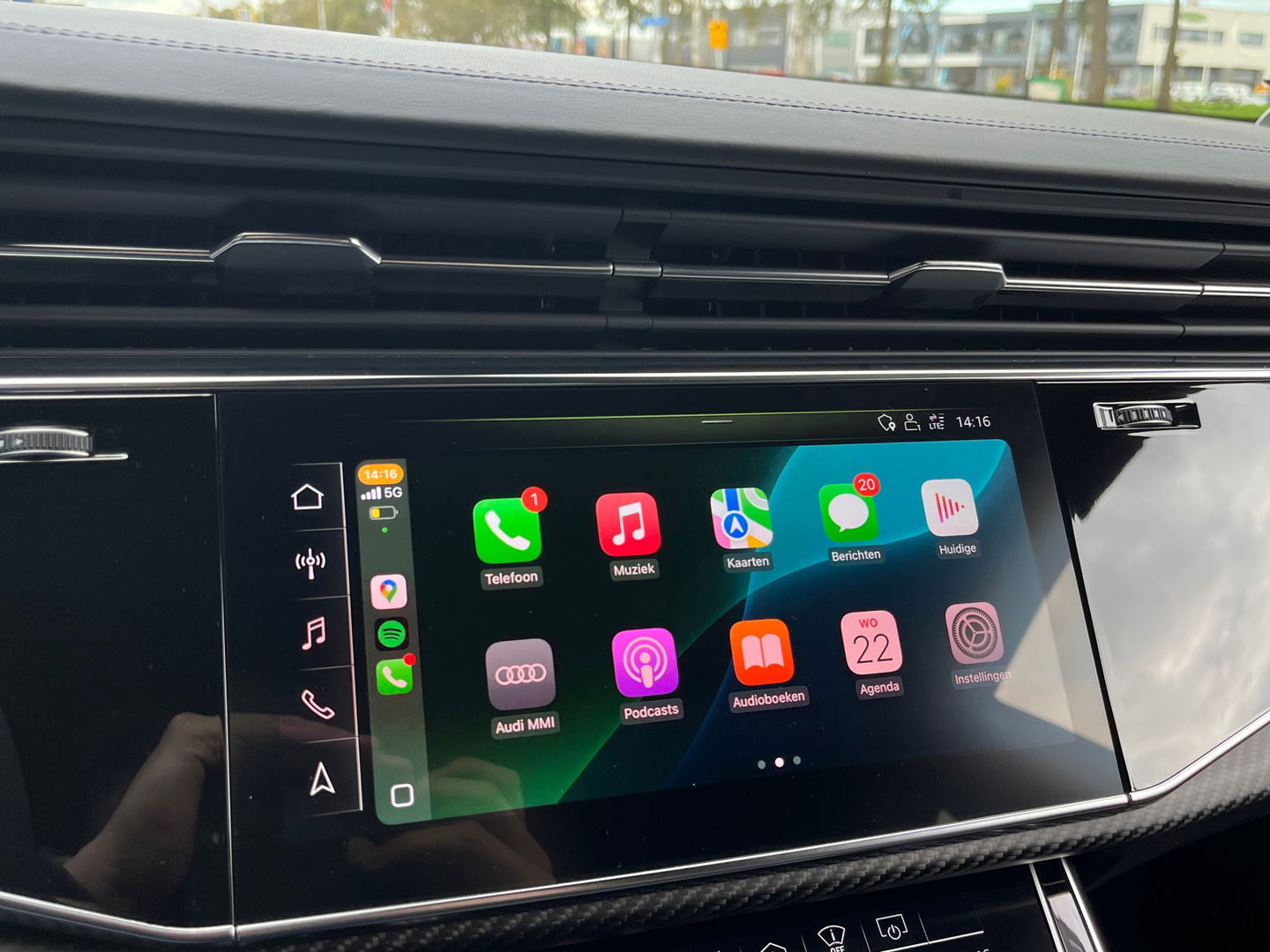 Audi RSQ8 4.0 TFSI Quattro|ABT|Pano|Keramisch|B&O|Carbon|Massage|Head-Up|Memory|Camera|Schaalstoelen|Leder|Keyless|Luchtvering