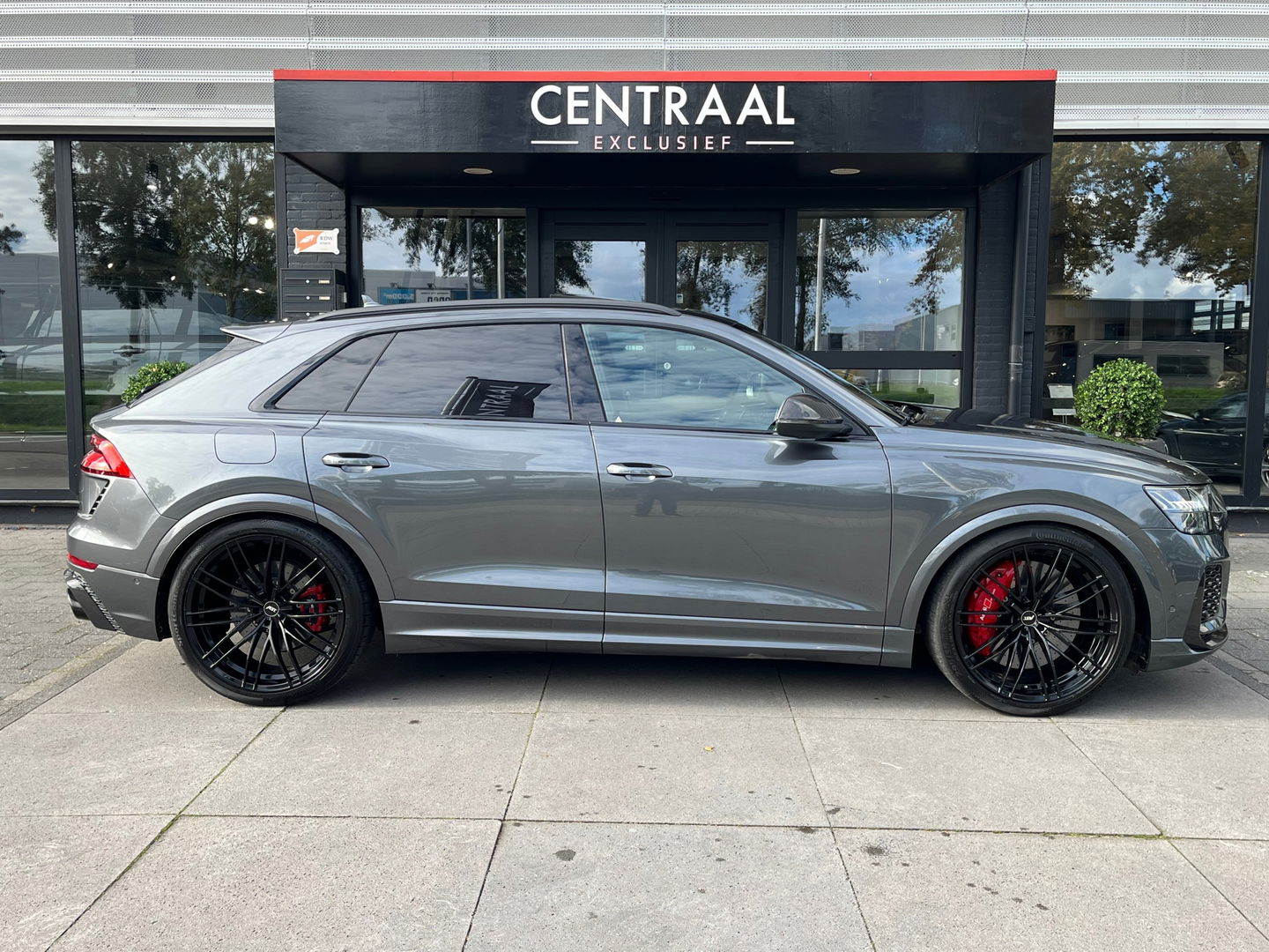 Audi RSQ8 4.0 TFSI Quattro|ABT|Pano|Keramisch|B&O|Carbon|Massage|Head-Up|Memory|Camera|Schaalstoelen|Leder|Keyless|Luchtvering
