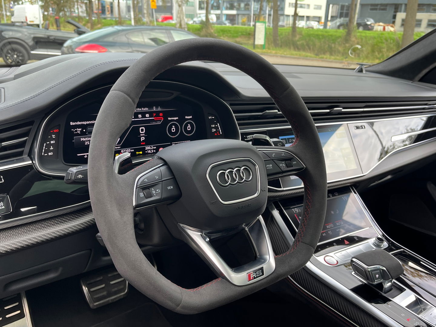 Audi RSQ8 4.0 TFSI Quattro|ABT|Pano|Keramisch|B&O|Carbon|Massage|Head-Up|Memory|Camera|Schaalstoelen|Leder|Keyless|Luchtvering