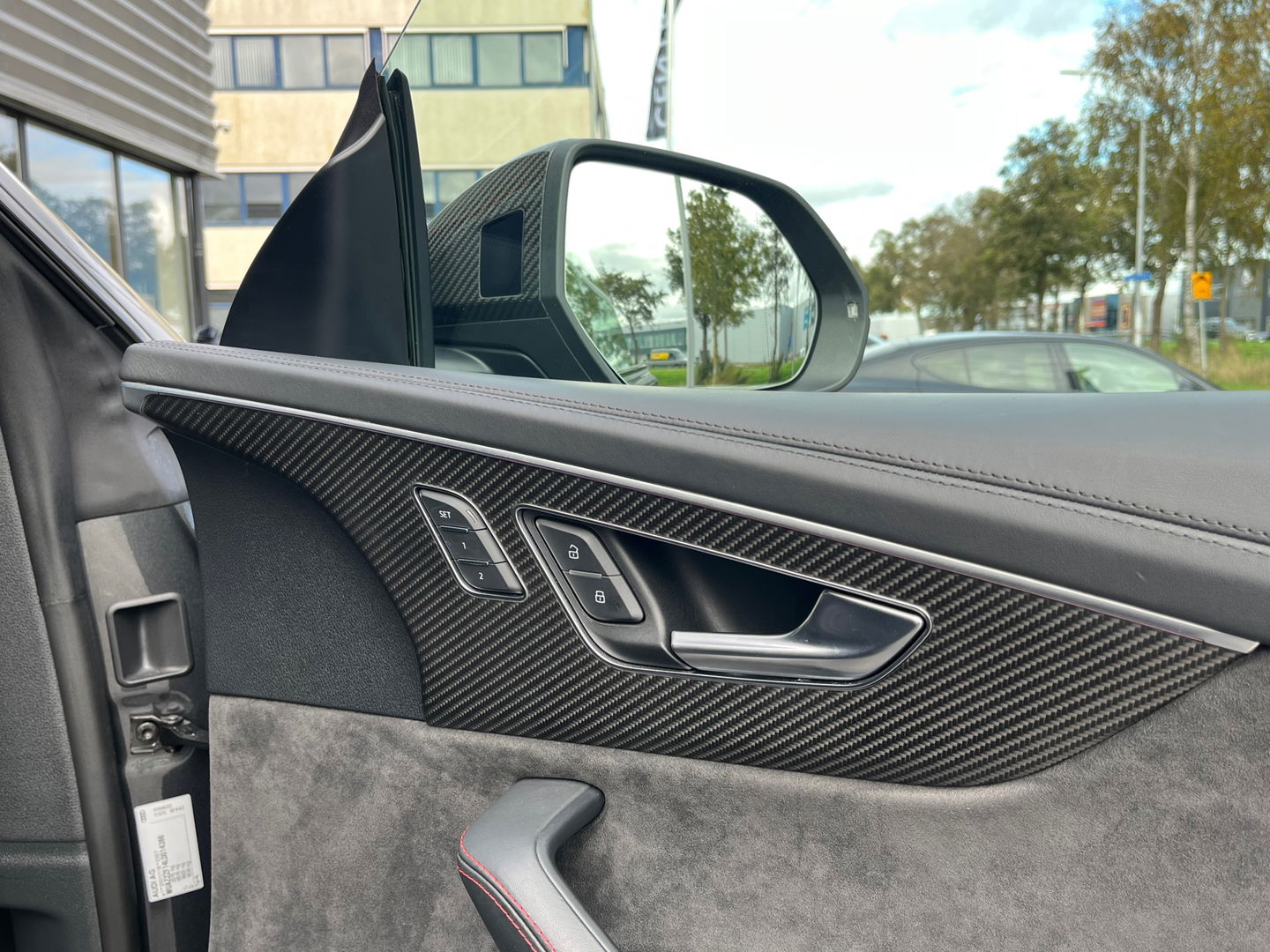 Audi RSQ8 4.0 TFSI Quattro|ABT|Pano|Keramisch|B&O|Carbon|Massage|Head-Up|Memory|Camera|Schaalstoelen|Leder|Keyless|Luchtvering