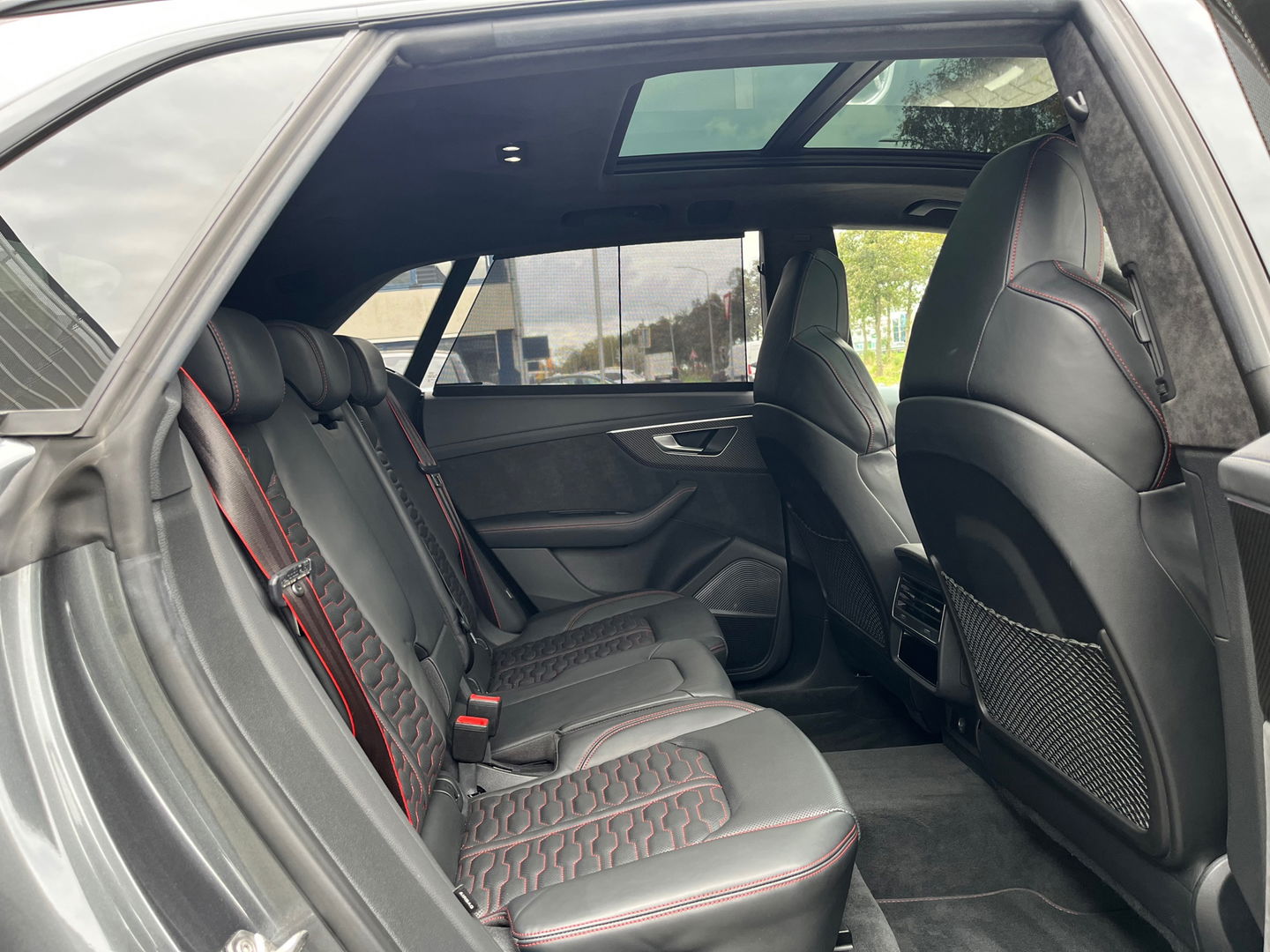 Audi RSQ8 4.0 TFSI Quattro|ABT|Pano|Keramisch|B&O|Carbon|Massage|Head-Up|Memory|Camera|Schaalstoelen|Leder|Keyless|Luchtvering