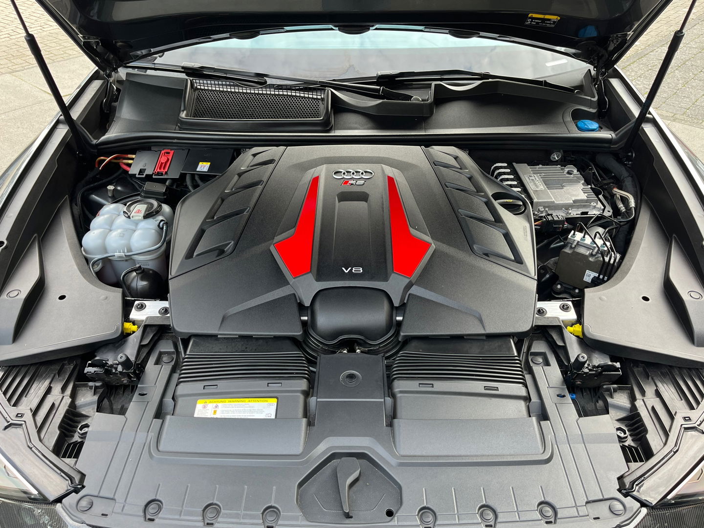 Audi RSQ8 4.0 TFSI Quattro|ABT|Pano|Keramisch|B&O|Carbon|Massage|Head-Up|Memory|Camera|Schaalstoelen|Leder|Keyless|Luchtvering