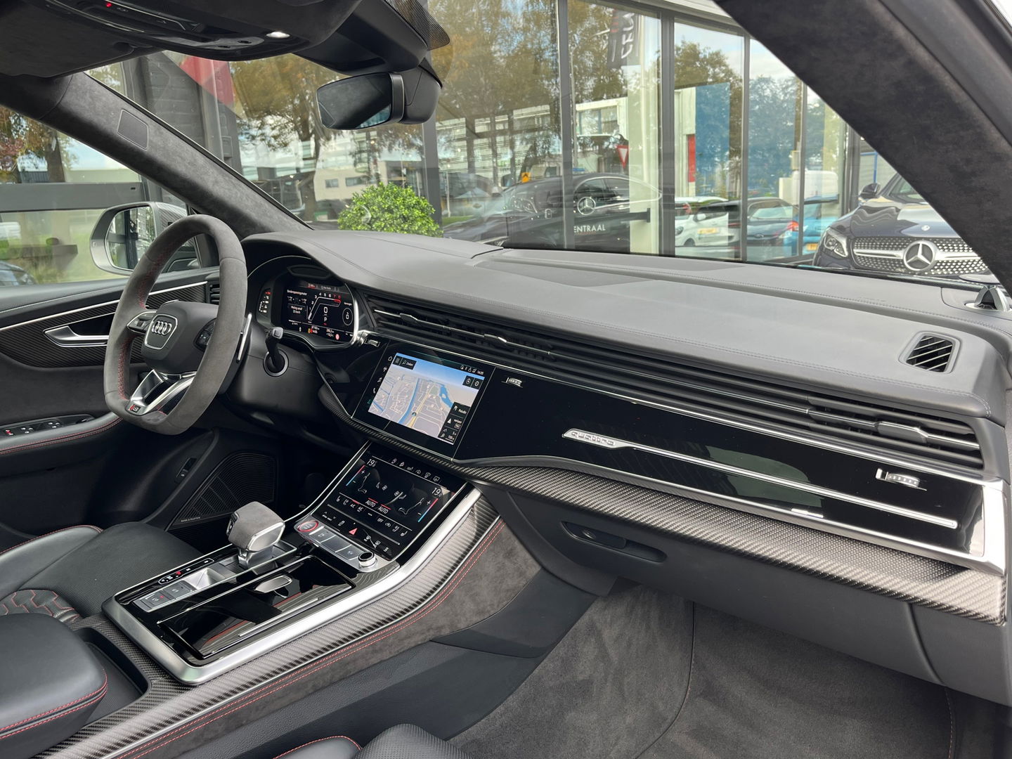 Audi RSQ8 4.0 TFSI Quattro|ABT|Pano|Keramisch|B&O|Carbon|Massage|Head-Up|Memory|Camera|Schaalstoelen|Leder|Keyless|Luchtvering