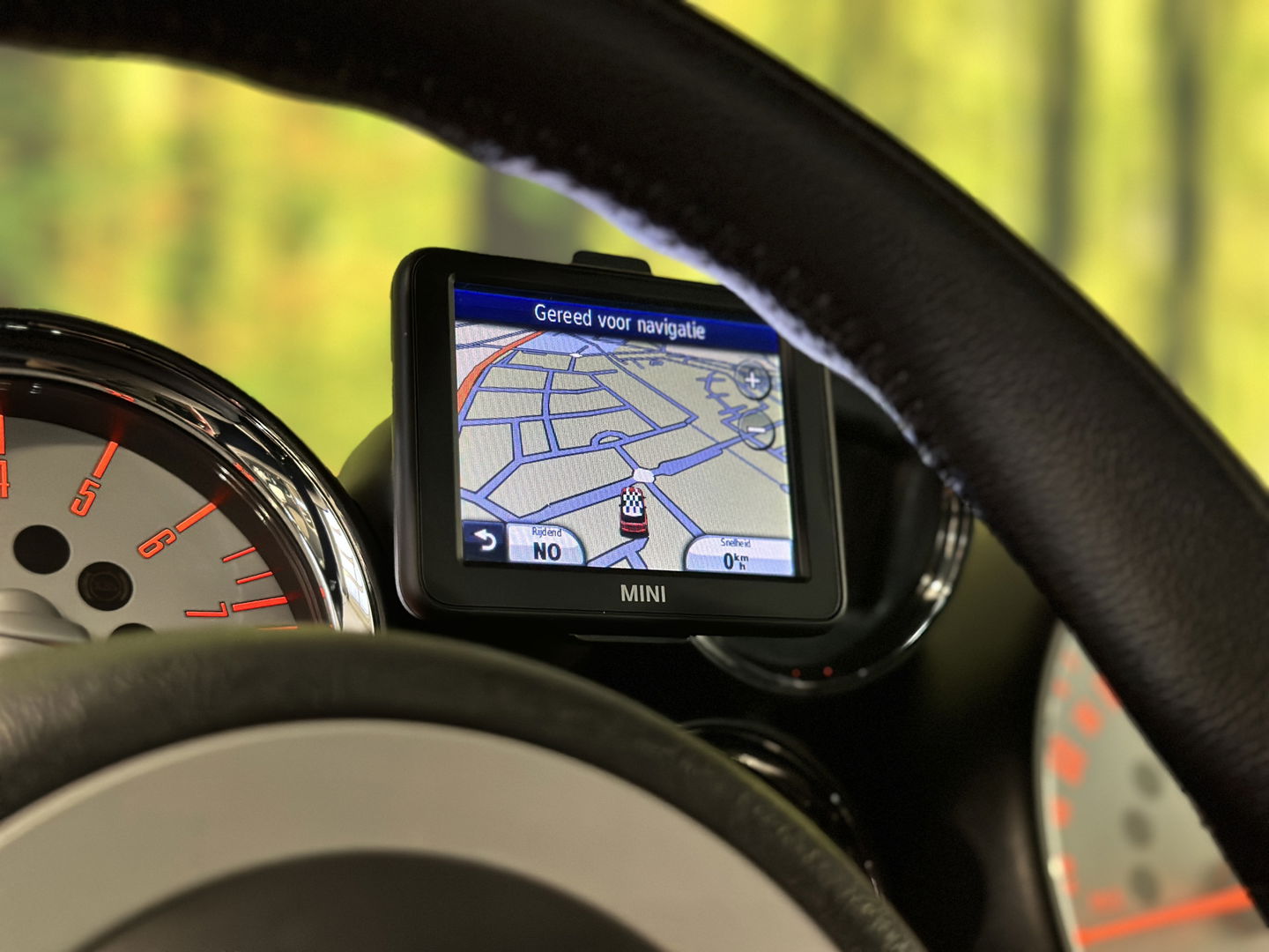 MINI Clubman 1.6 Cooper 3+1 Business Line | Origineel Nederlands | Cruise Control | Parkeersensoren Achter | 16" Lichtmetaal | Airconditioning | Centrale Deurvergrendeling |