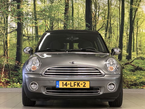 MINI Clubman 1.6 Cooper 3+1 Business Line | Origineel Nederlands | Cruise Control | Parkeersensoren Achter | 16" Lichtmetaal | Airconditioning | Centrale Deurvergrendeling |