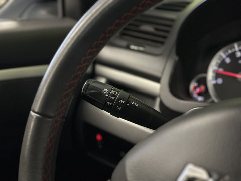 Suzuki Swift 1.2 Bandit EASSS | Origineel Nederlands! | Cruise Control | Airconditioning | Stoelverwarming | 16" Lichtmetaal | Bluetooth | Navigatie |