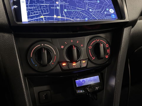 Suzuki Swift 1.2 Bandit EASSS | Origineel Nederlands! | Cruise Control | Airconditioning | Stoelverwarming | 16" Lichtmetaal | Bluetooth | Navigatie |