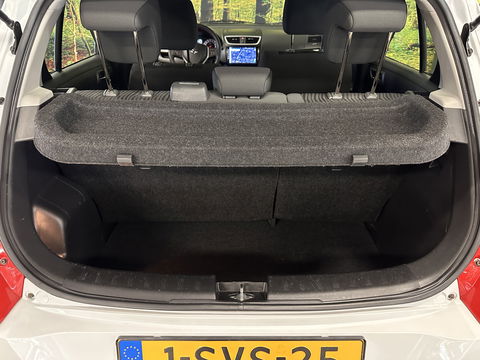 Suzuki Swift 1.2 Bandit EASSS | Origineel Nederlands! | Cruise Control | Airconditioning | Stoelverwarming | 16" Lichtmetaal | Bluetooth | Navigatie |