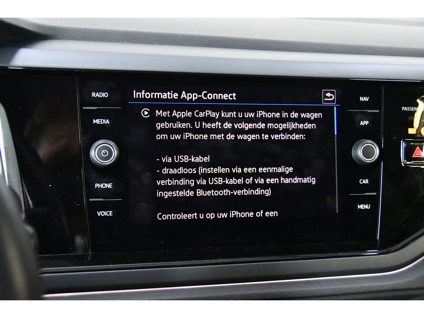 Volkswagen Taigo 1.0 TSI R-Line Business Pano/Aut/Side-assist