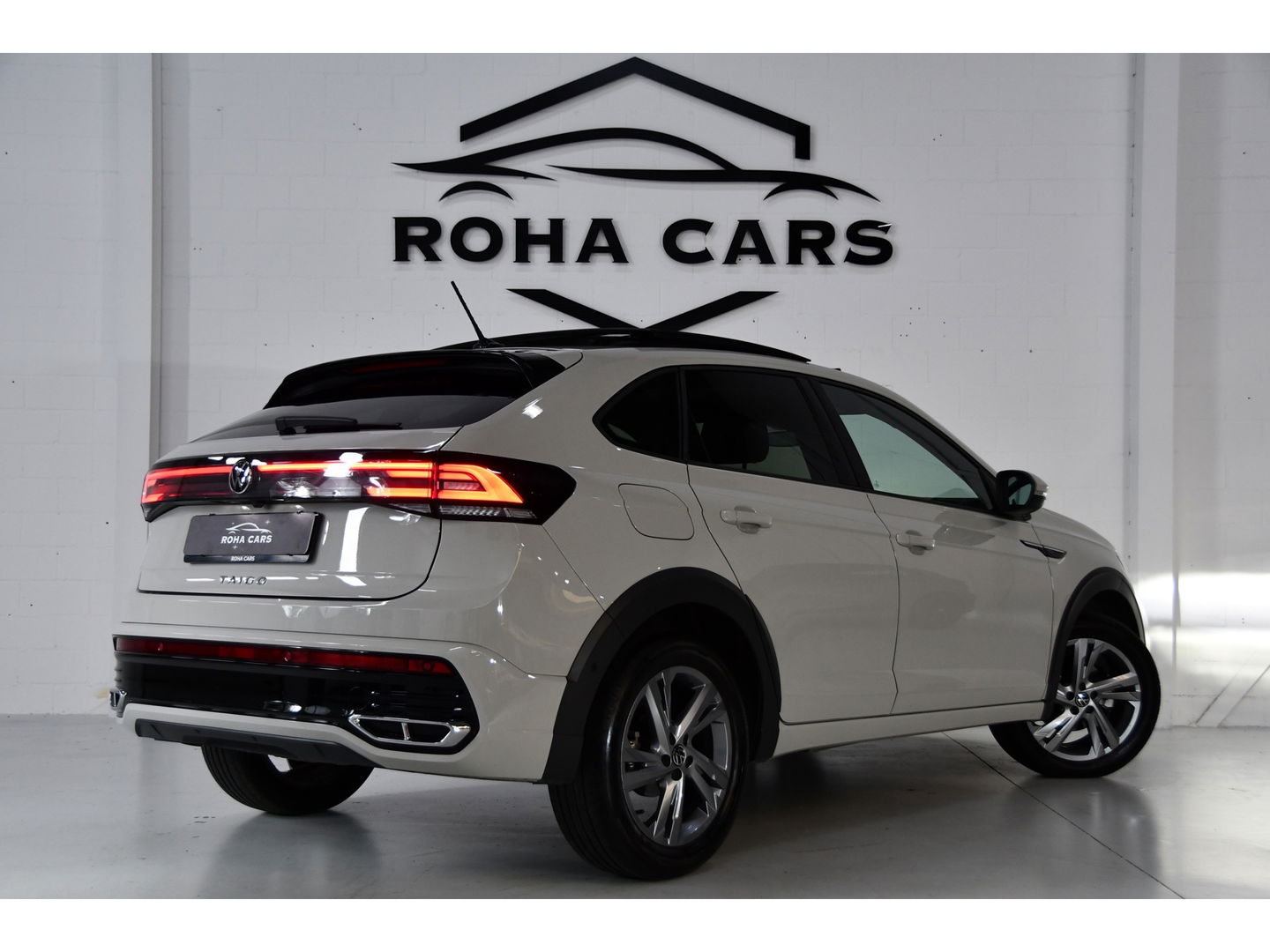 Volkswagen Taigo 1.0 TSI R-Line Business Pano/Aut/Side-assist