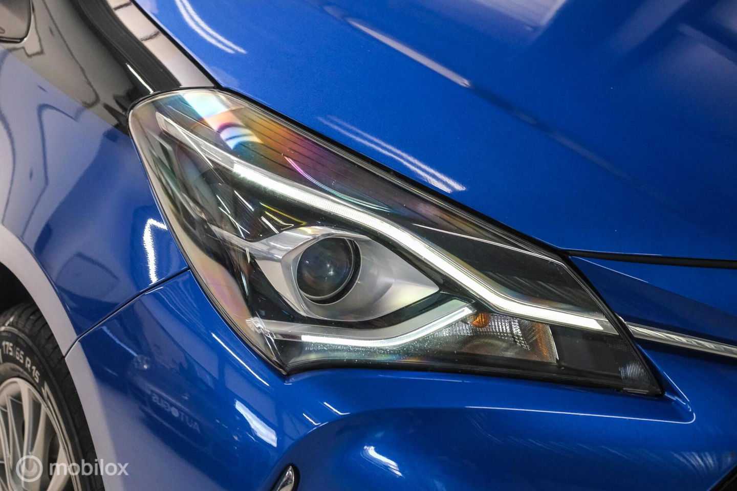 Toyota Yaris 1.5 VVT-i Bi-Tone | Camera | Dealer oh | 1e eig | Trekhaak | NL auto NAP | rijklaarprijs | 112 pk | Lane assist | Cruise |