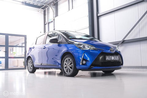 Toyota Yaris 1.5 VVT-i Bi-Tone | Camera | Dealer oh | 1e eig | Trekhaak | NL auto NAP | rijklaarprijs | 112 pk | Lane assist | Cruise |