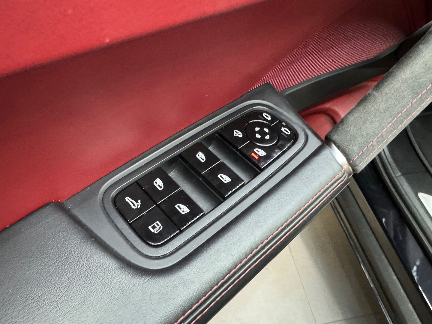 Porsche Cayenne Coupé 3.0 E-Hybrid Pano|Sportdesign|BOSE|VOL