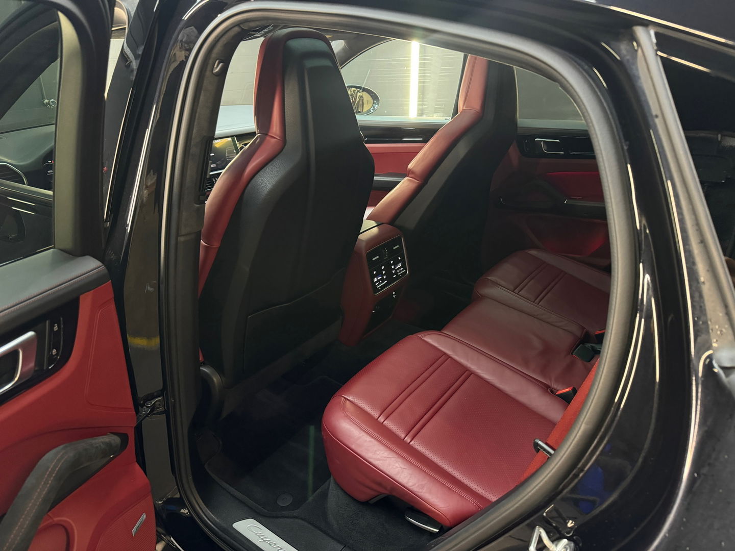 Porsche Cayenne Coupé 3.0 E-Hybrid Pano|Sportdesign|BOSE|VOL